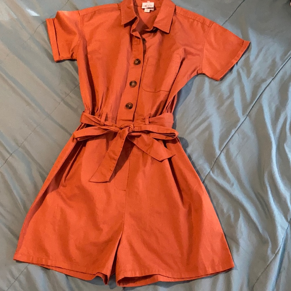 Jumpsuit, short XS size, with bell, highs quality.